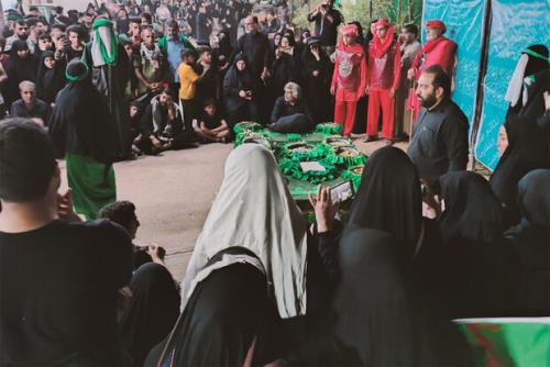 شروع اجراهای تئاتر مقاومت در پیاده روی اربعین