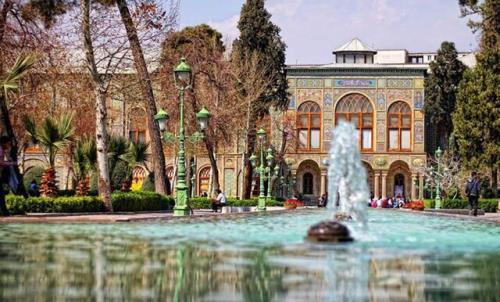 یلدای ناصری در کاخ گلستان