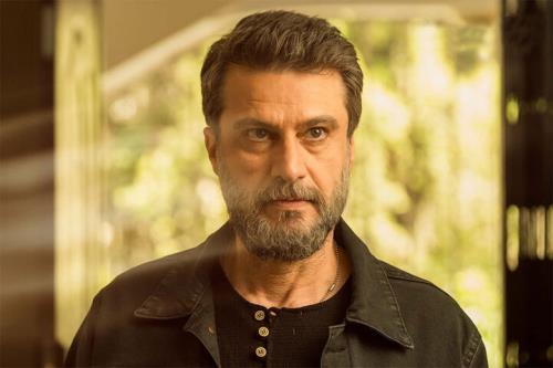 برتا داستان یک اسلحه سریال جدید جمعه های شبکه نمایش خانگی